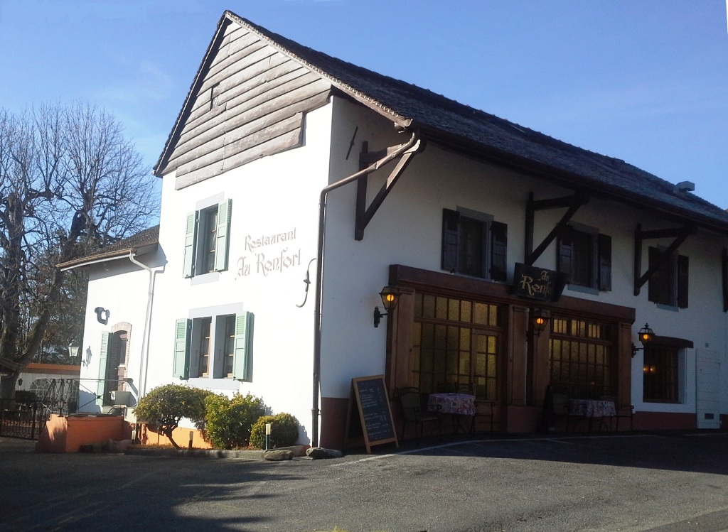 Le Renfort L Auberge Au Renfort De Sezegnin
